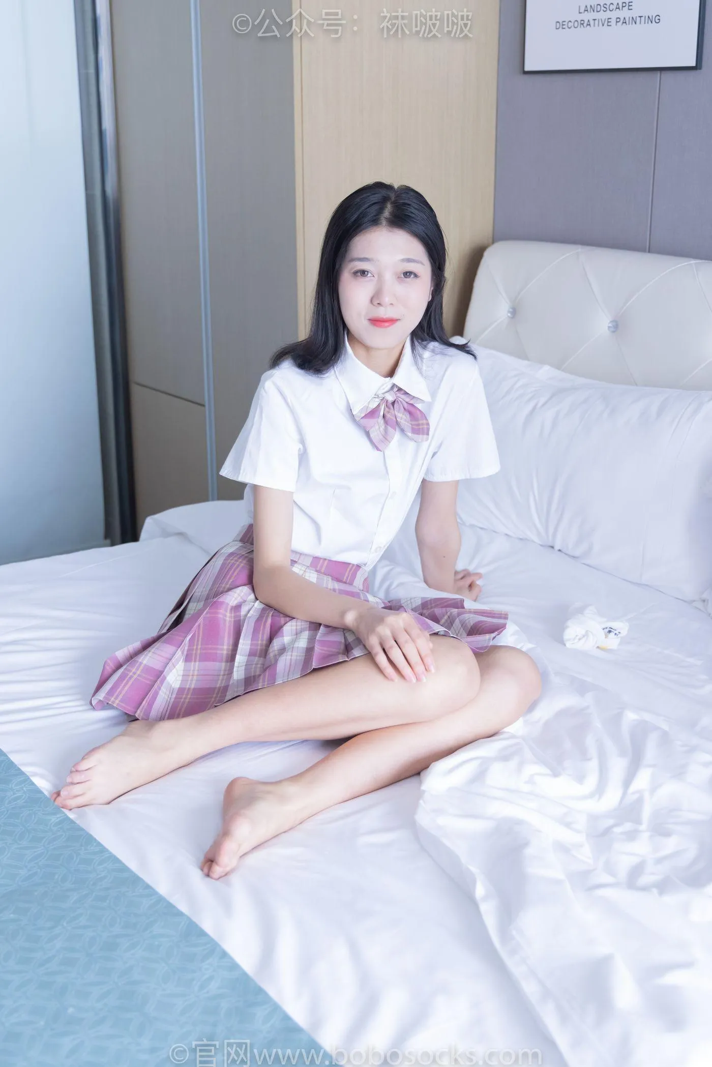 [BoBoSocks袜啵啵]NO.052 瑶瑶-JK制服、帆布鞋、白棉袜、裸足 [133P]插图3